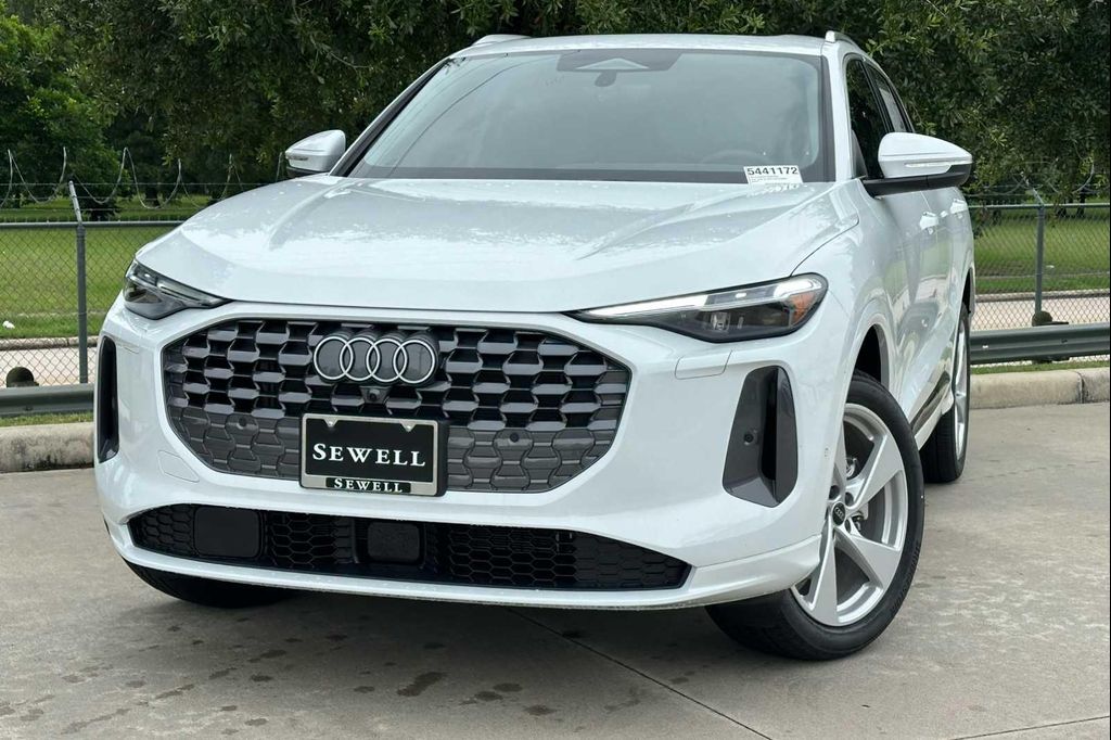 New 2026 Audi Q5 Premium Plus TFSI quattro S tronic