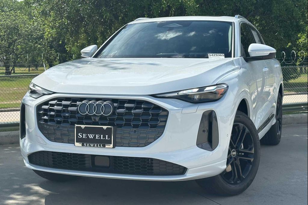 New 2026 Audi Q5 Premium TFSI quattro S tronic