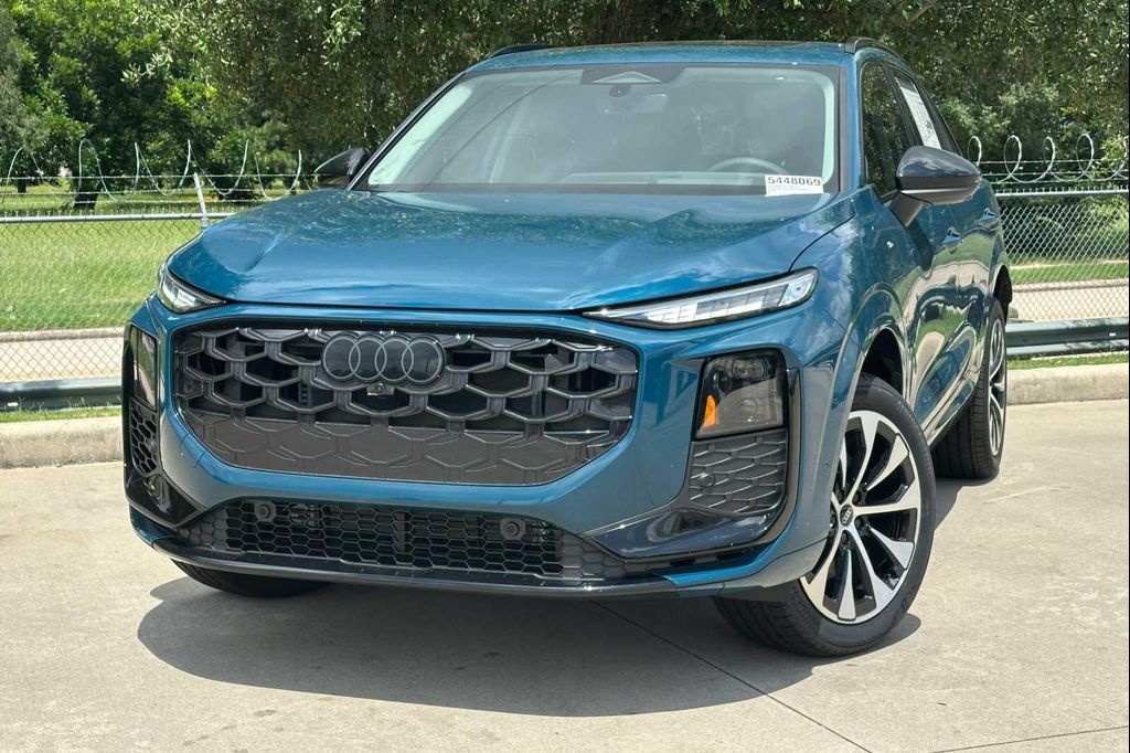 New 2026 Audi Q3 TFSI quattro S tronic