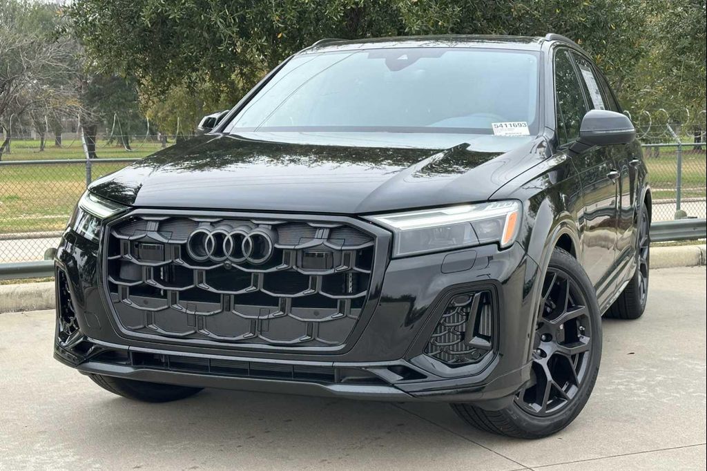 New 2026 Audi SQ7 4.0T Premium Plus