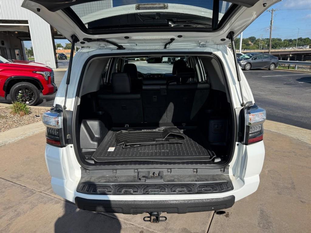 2020 Toyota 4RUNNER TRD OFF ROAD PREMIUM — фото 8