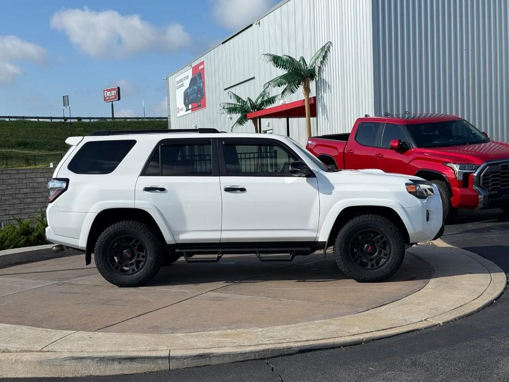 2020 Toyota 4RUNNER TRD OFF ROAD PREMIUM — фото 2