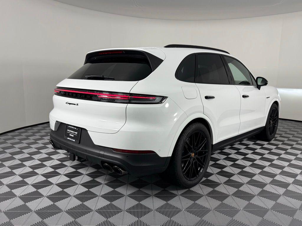 PORSCHE CAYENNE - 9