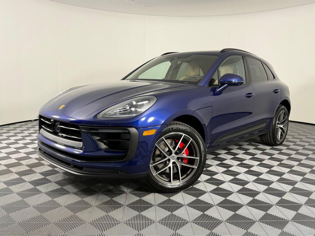New 2026 Porsche Macan Macan
