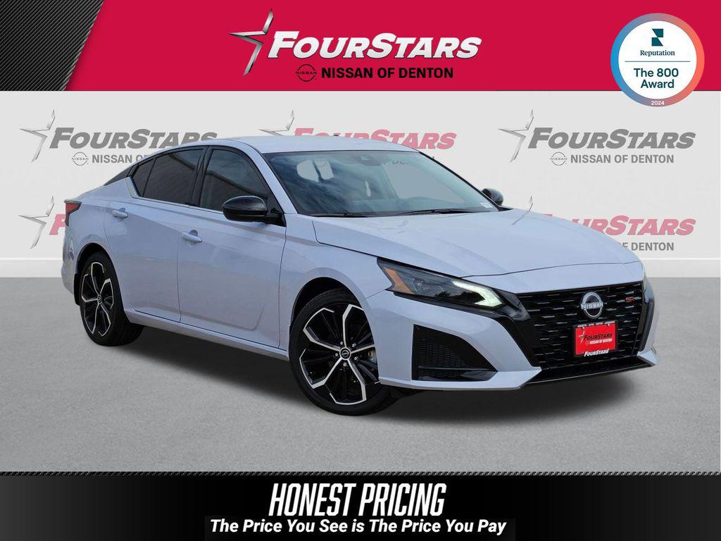 New 2026 Nissan Altima SR FWD