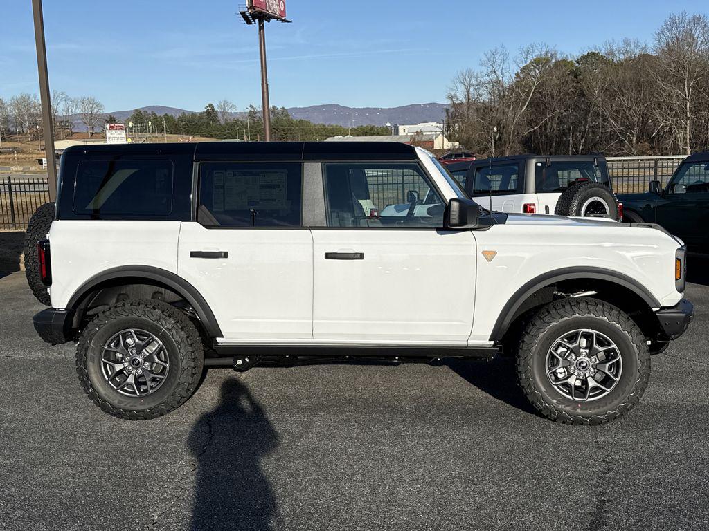 FORD BRONCO BADLANDS - 8