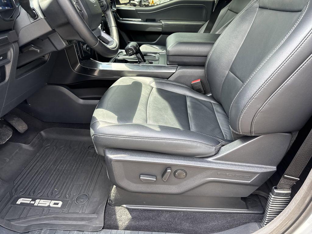 2023 FORD F-150 XLT photo 9