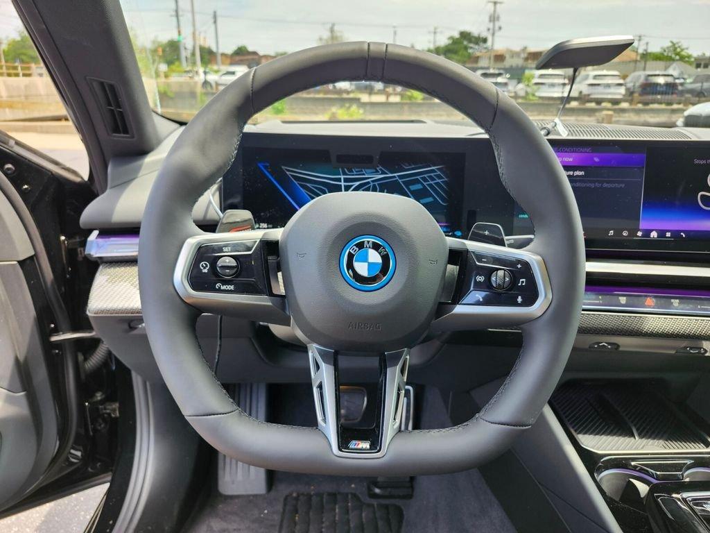صورة مصغرة 28 لـ 2027 BMW 550E 550E XDRIVE