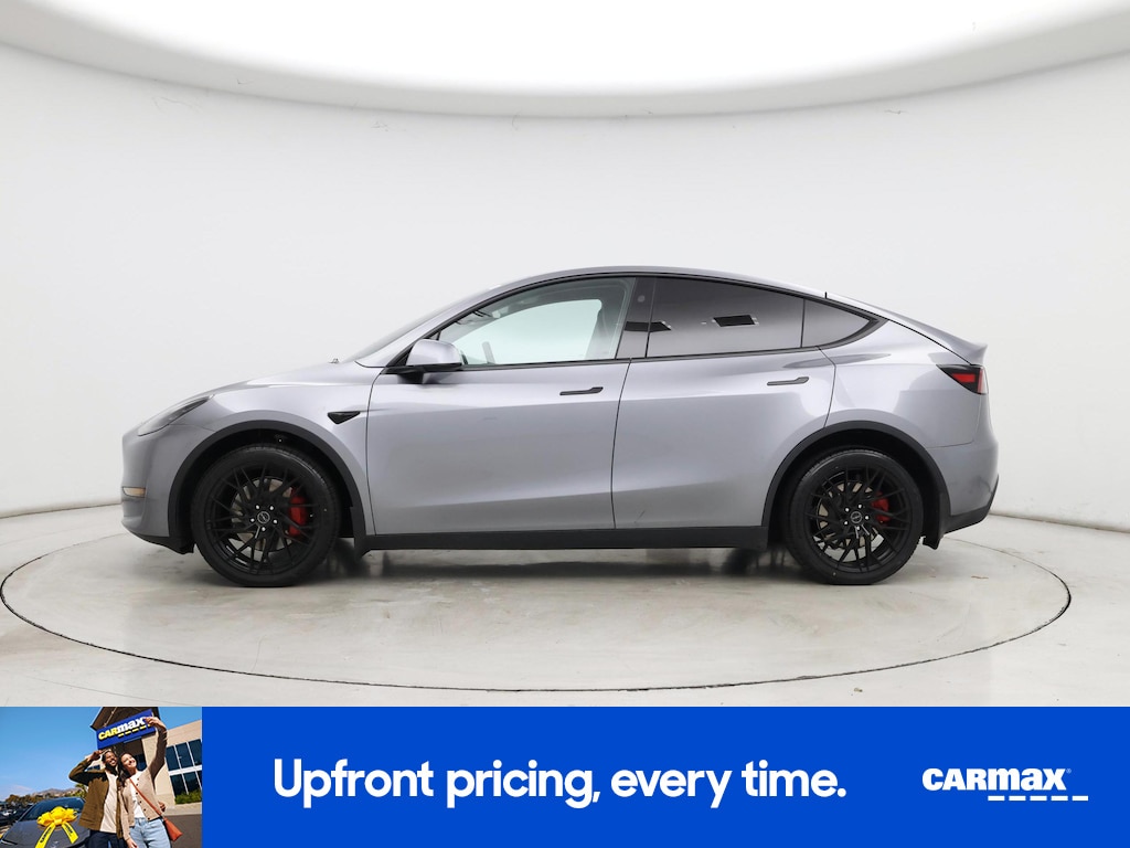 TESLA MODEL Y LONG RANGE - 3