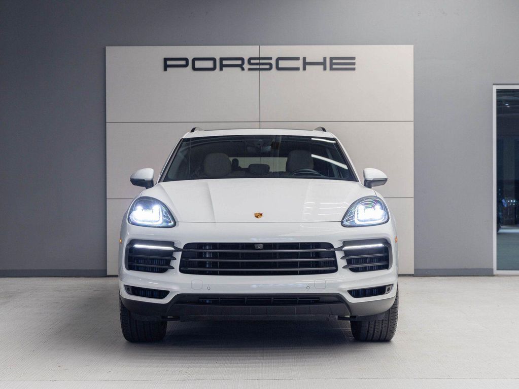 PORSCHE CAYENNE - 10