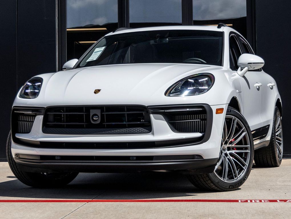 New 2026 Porsche Macan Macan