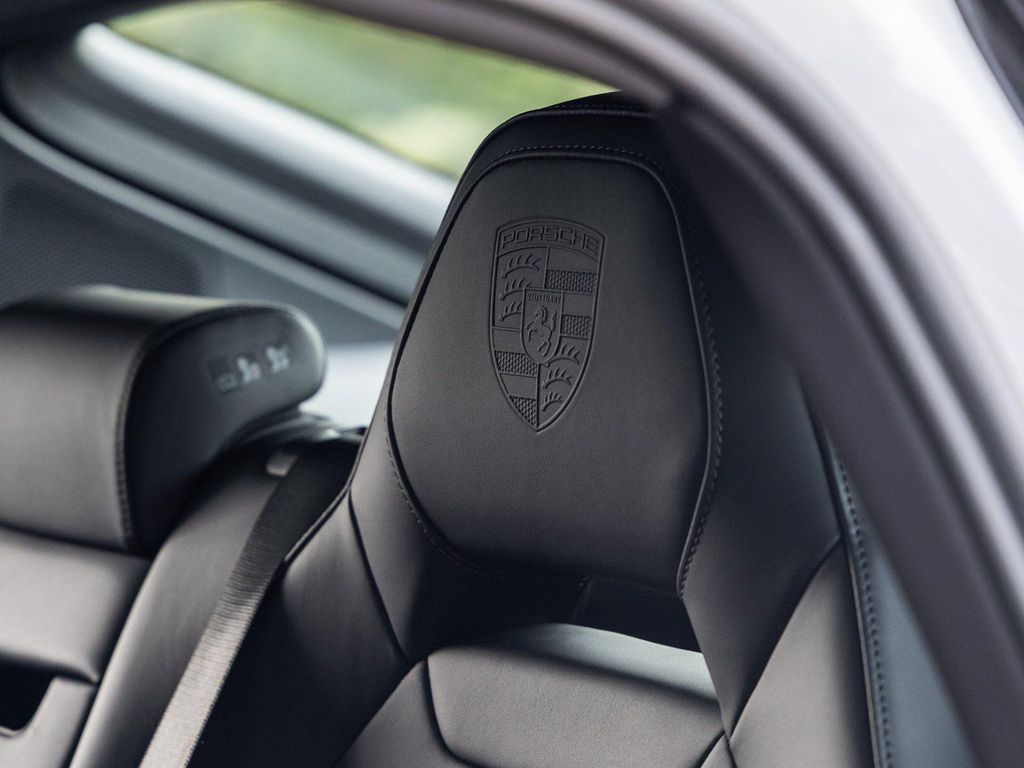 2026 Porsche PANAMERA — миниатюра 37