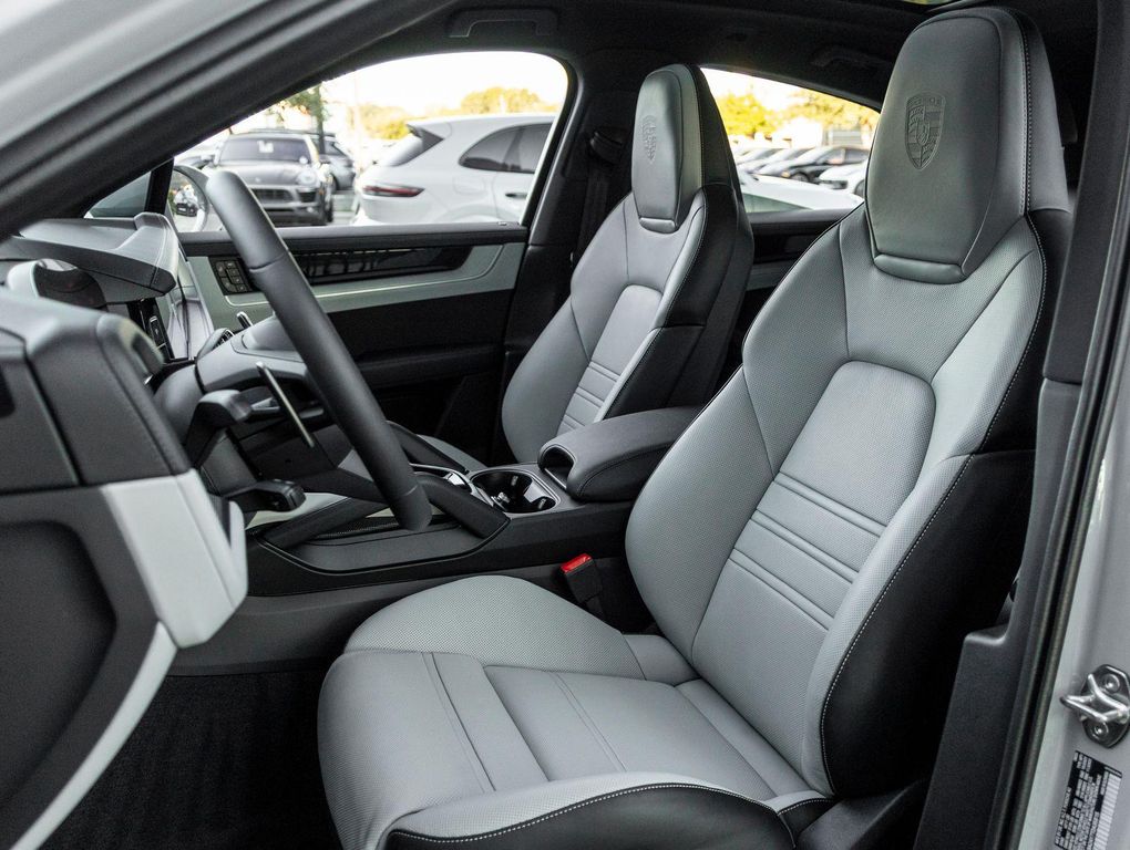 PORSCHE CAYENNE - 5