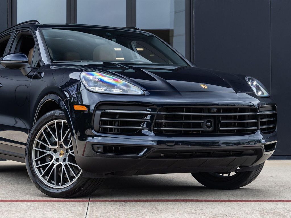 PORSCHE CAYENNE - 9