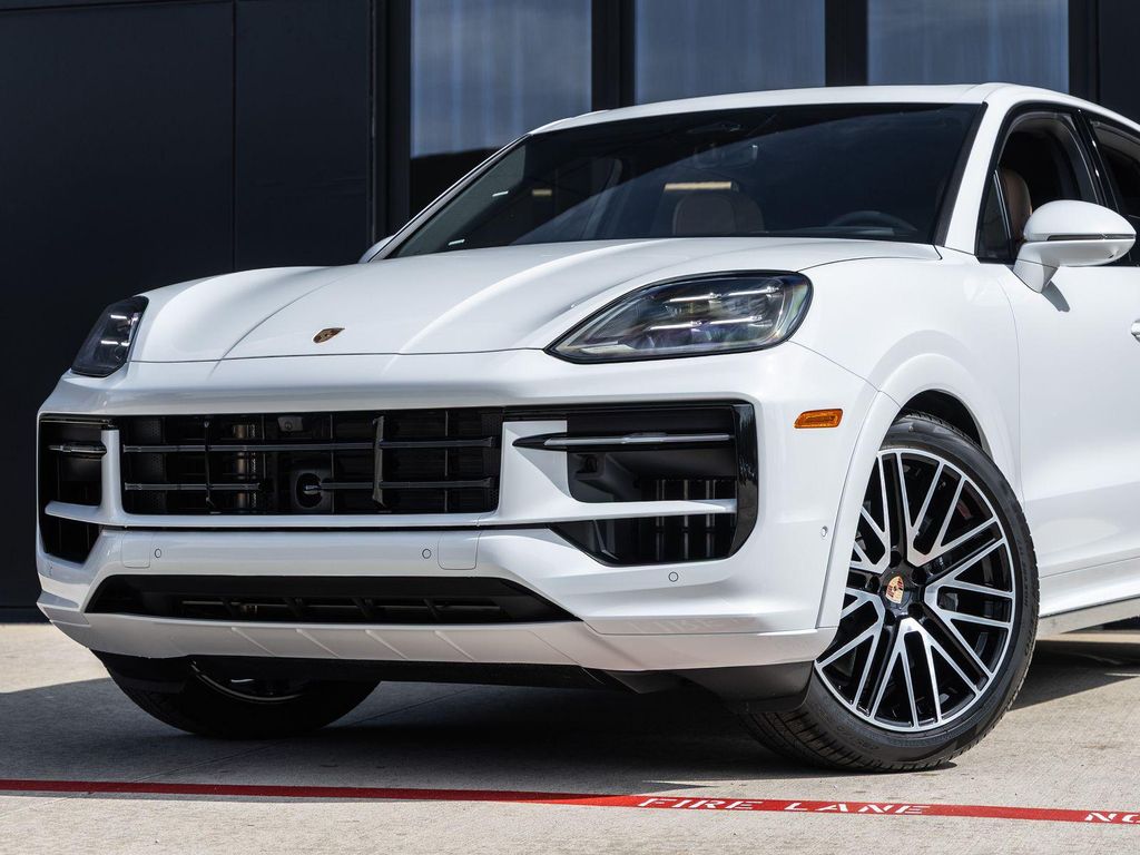 2026 Porsche CAYENNE 照片 7