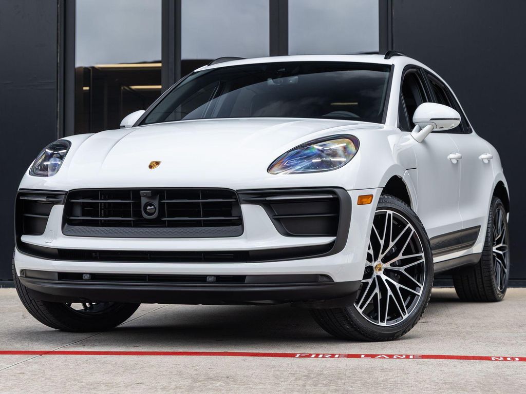 New 2026 Porsche Macan Macan