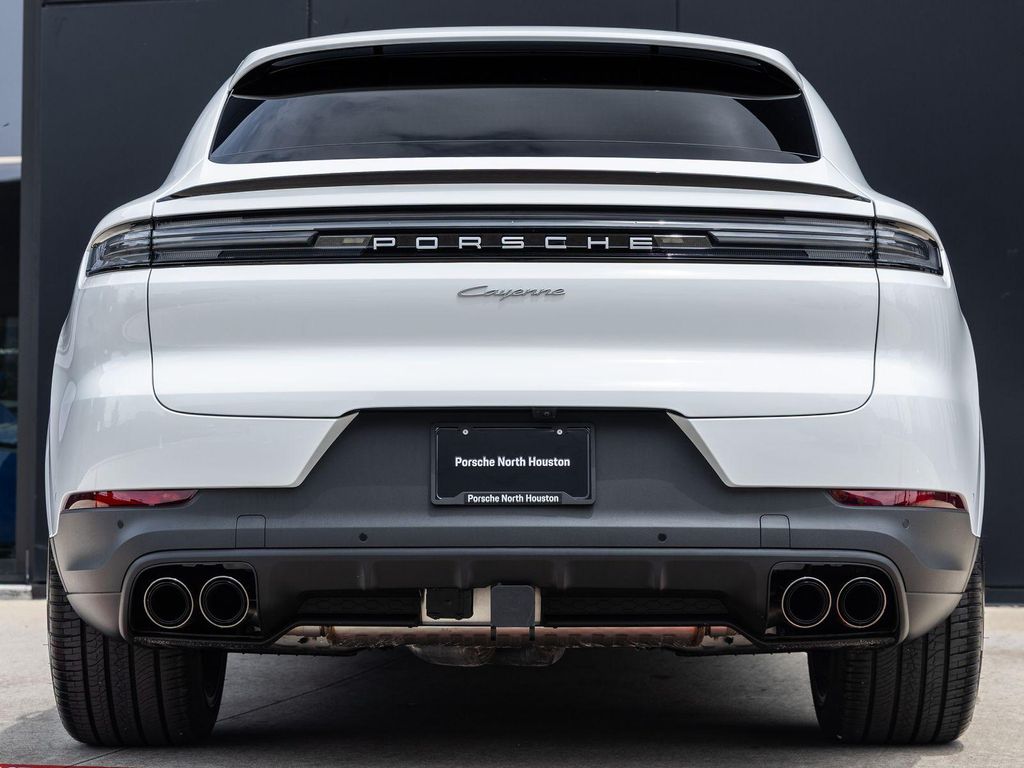 PORSCHE CAYENNE - 10