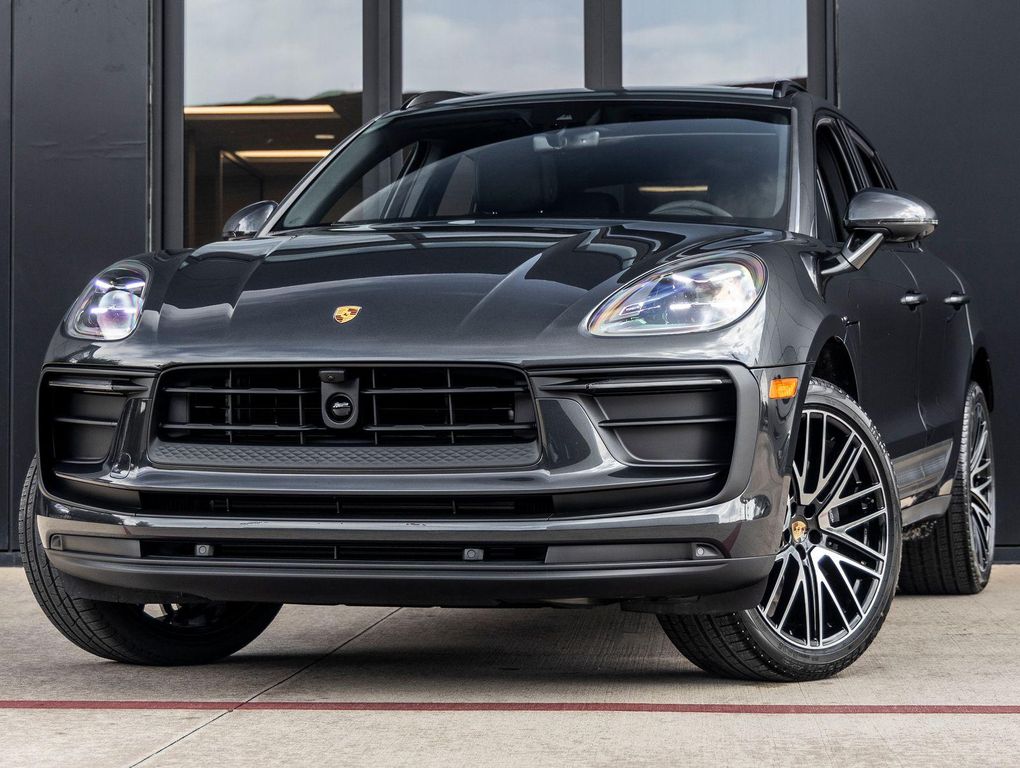 New 2026 Porsche Macan Macan