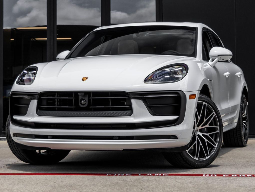 New 2026 Porsche Macan Macan
