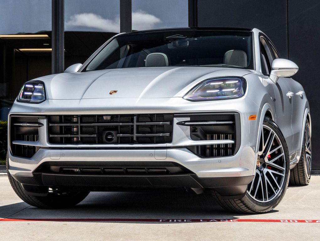 New 2026 Porsche Cayenne Cayenne S E-Hybrid