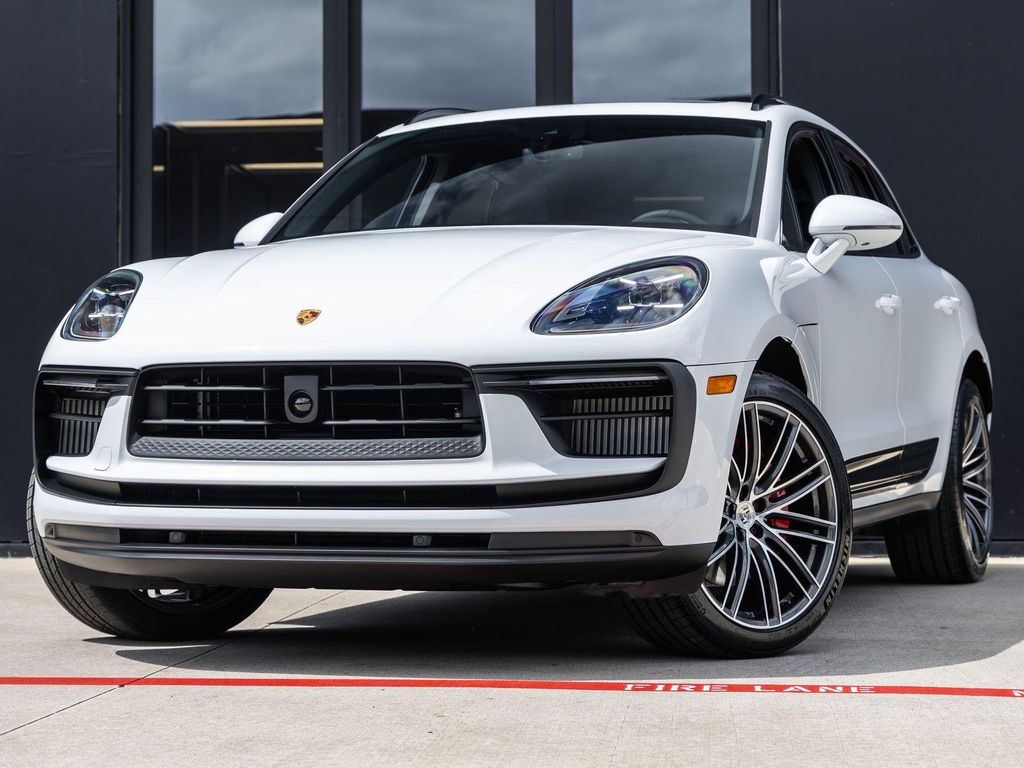 New 2026 Porsche Macan Macan