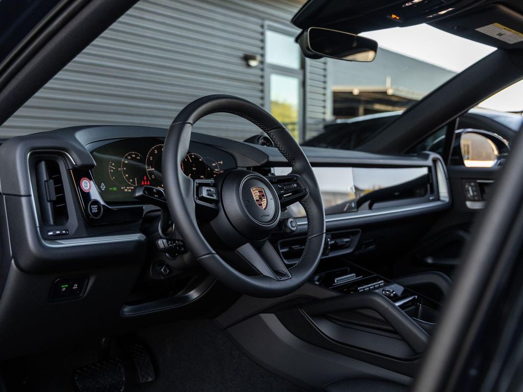 PORSCHE CAYENNE - 4
