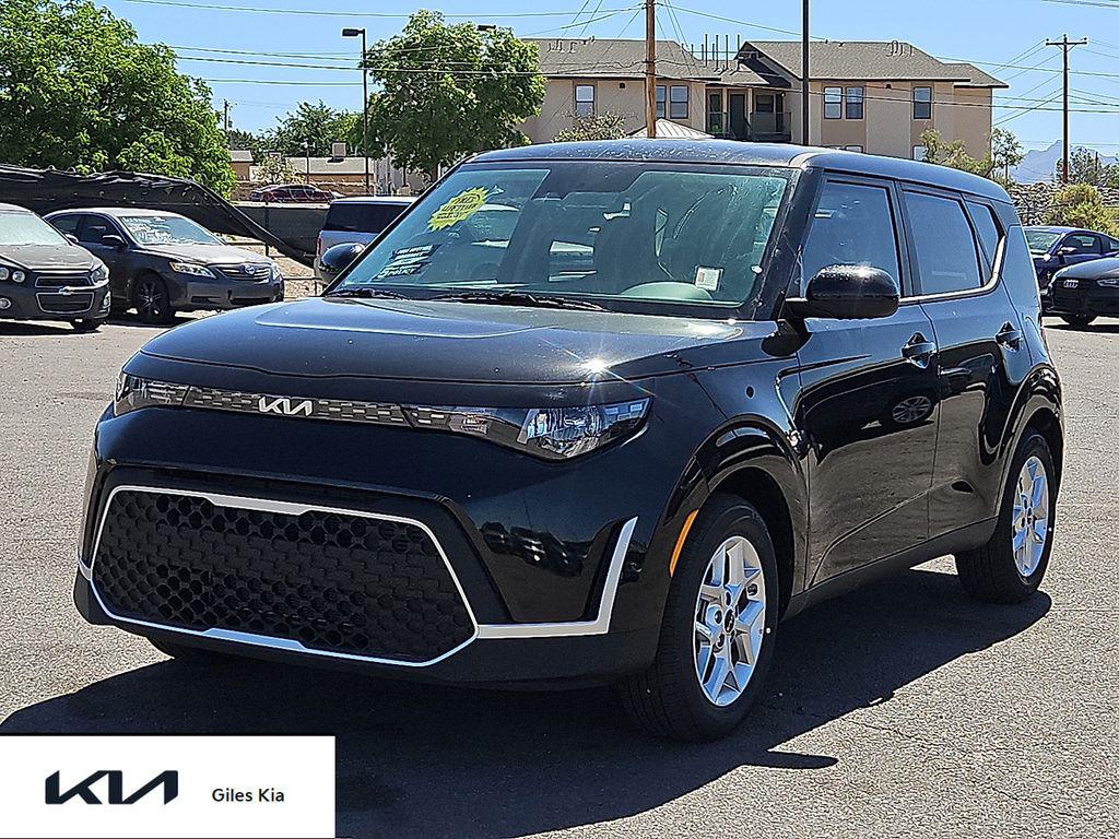 New 2025 Kia Soul LX
