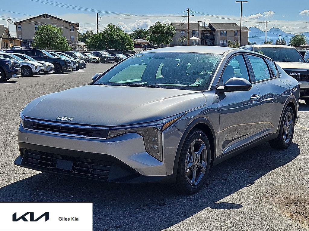 New 2026 Kia K4 LXS