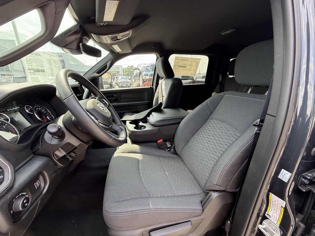2026 RAM 2500 TRADESMAN CREW CAB 4X4 6'4' BOX — миниатюра 16