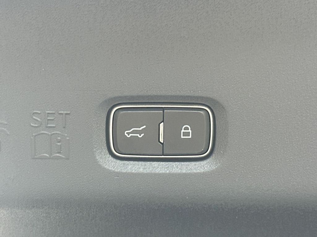 2027 FORD EXPEDITION PLATINUM 缩略图 19