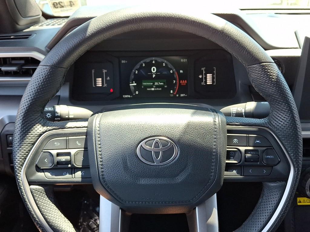 صورة مصغرة 21 لـ 2024 Toyota TACOMA SR5
