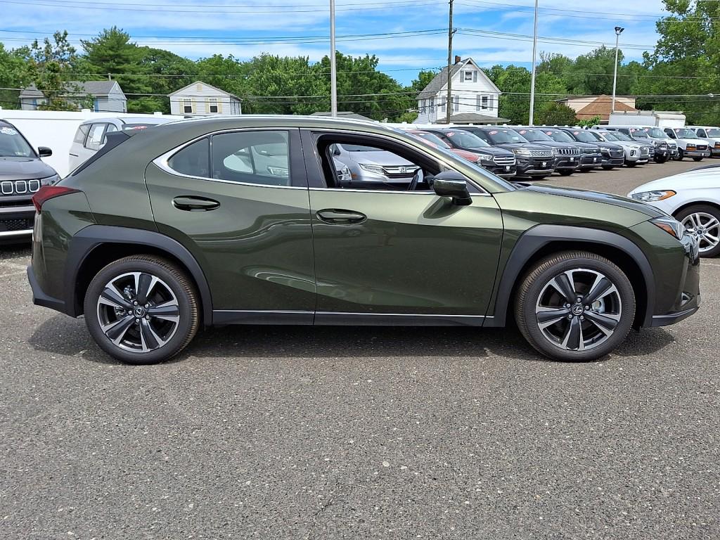 2026 Lexus UX 300H BASE — фото 8