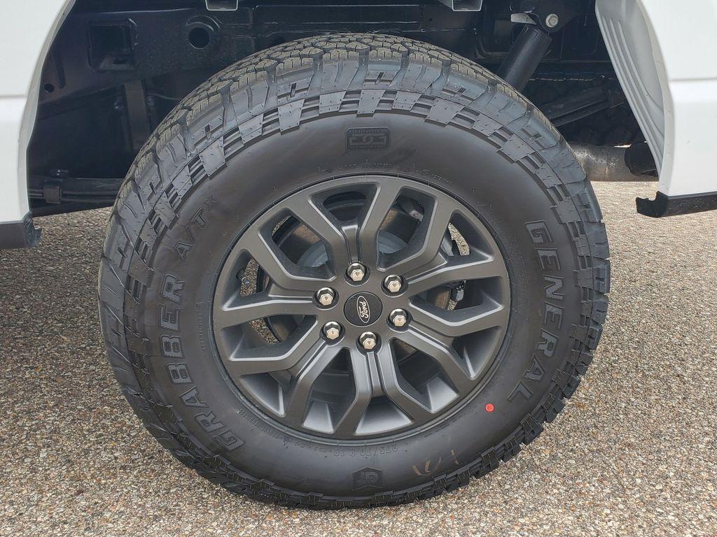 FORD F-150 TREMOR - 5