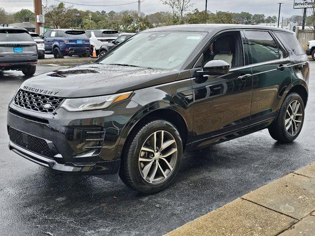 New 2025 Land Rover Discovery Sport Dynamic SE