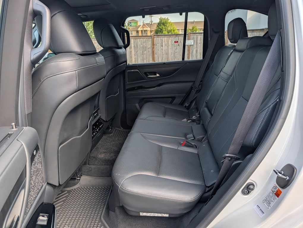 2025 Lexus LX 700H LUXURY 照片 28