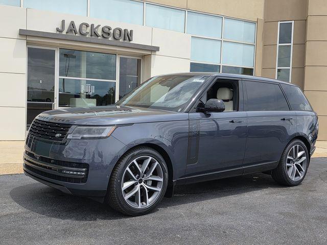New 2026 Land Rover Range Rover P400 SE 7 Seat