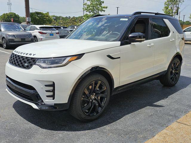 New 2025 Land Rover Discovery P300 Dynamic SE
