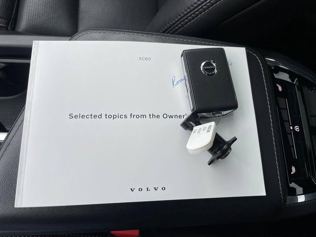 صورة 39 لـ 2024 Volvo XC60 B5 ULTIMATE BLACK EDITION