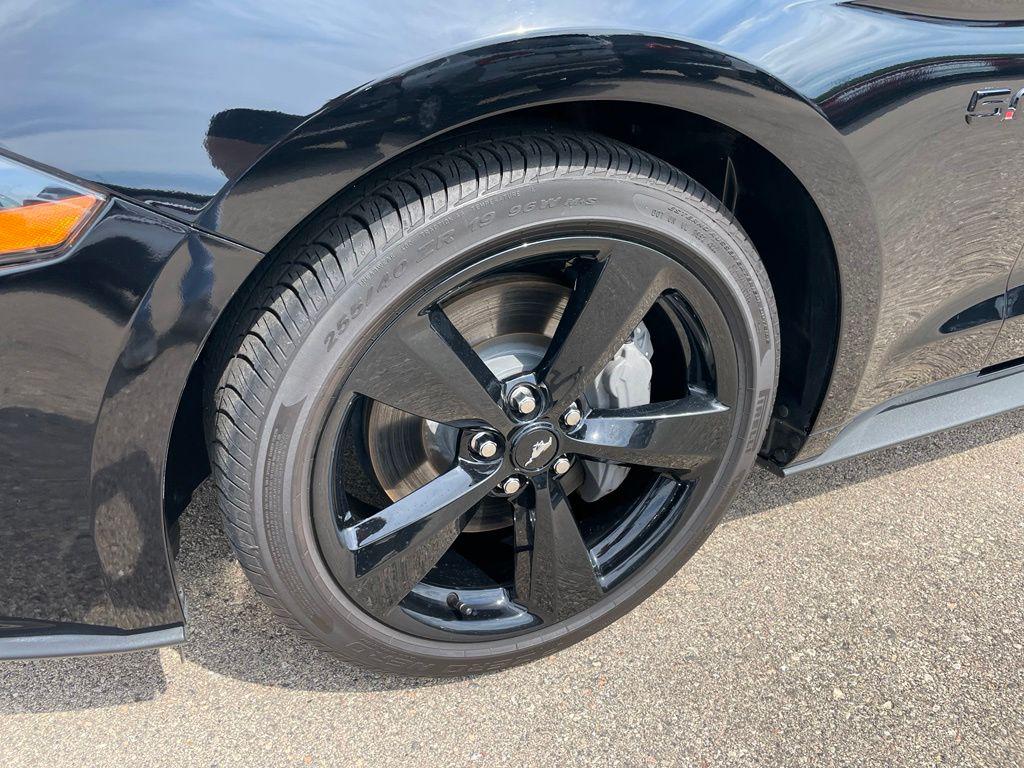 صورة 3 لـ 2023 FORD MUSTANG GT PREMIUM
