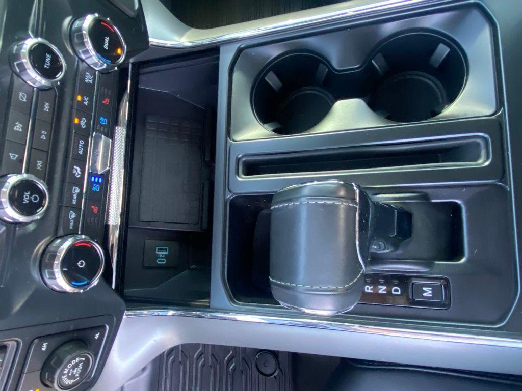 صورة مصغرة 17 لـ 2022 FORD F-150 LARIAT