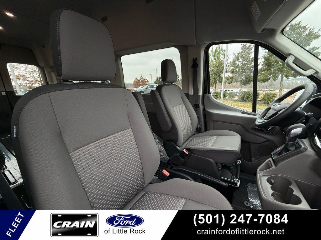 صورة مصغرة 30 لـ 2026 FORD TRANSIT-350 XLT