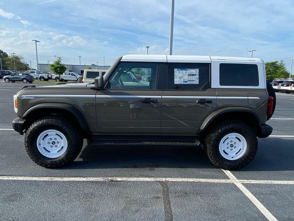 FORD BRONCO - 4