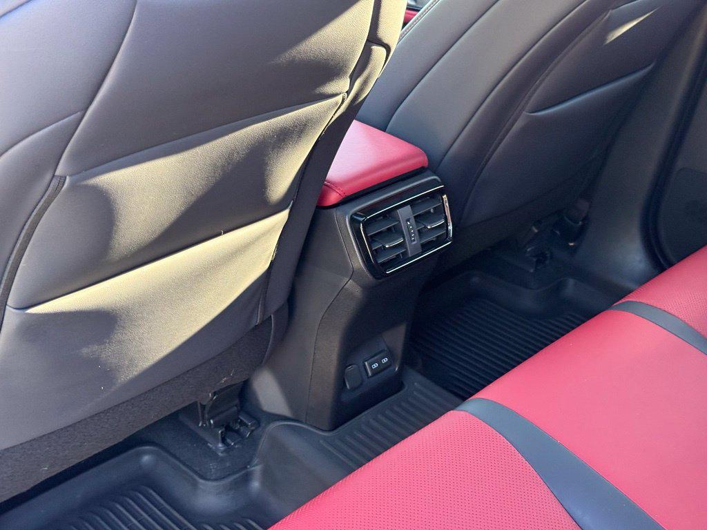 صورة مصغرة 30 لـ 2026 Lexus NX 350 350 F SPORT HANDLING