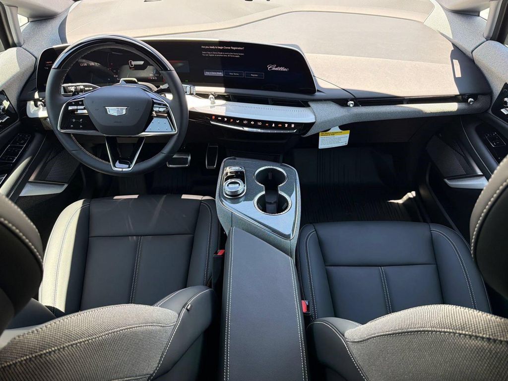 صورة مصغرة 15 لـ 2027 Cadillac OPTIQ SPORT