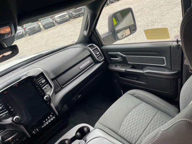 صورة مصغرة 24 لـ 2026 RAM 2500 BIG HORN CREW CAB 4X4 6'4' BOX