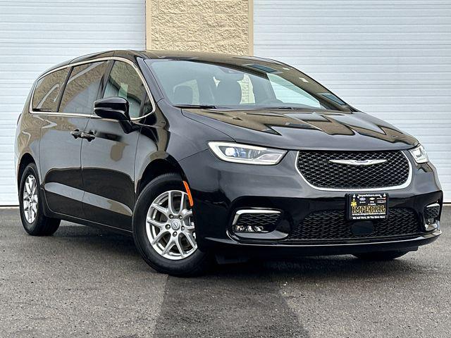 New 2026 Chrysler Pacifica L