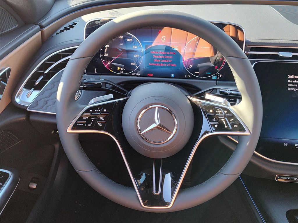 MERCEDES-BENZ E-CLASS - 7