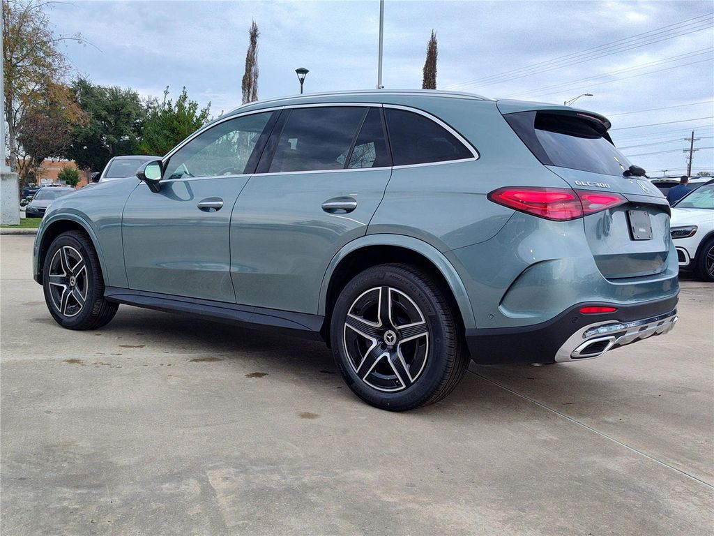MERCEDES-BENZ GLC - 3