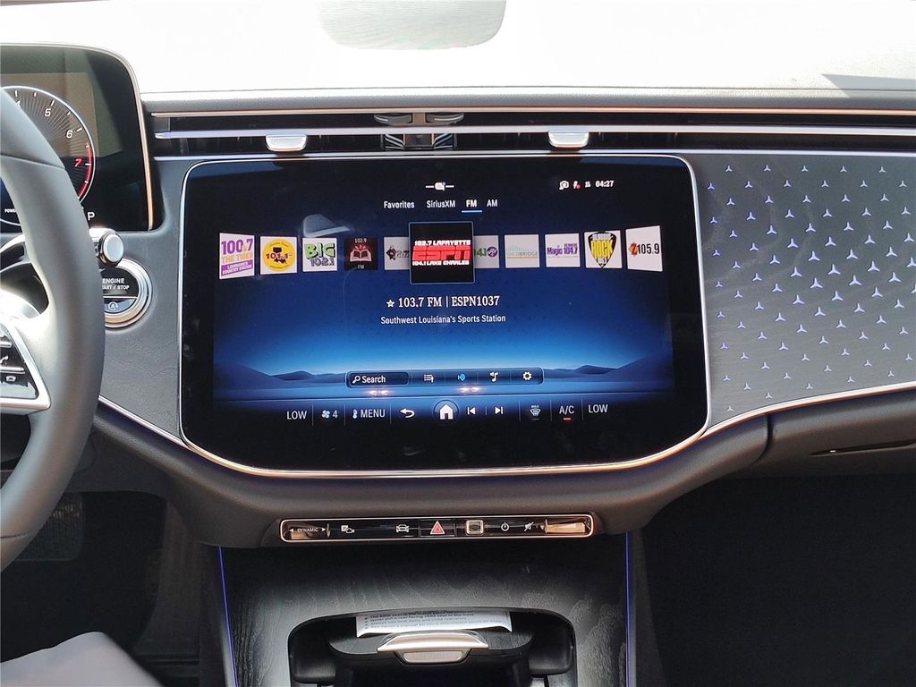 MERCEDES-BENZ E-CLASS - 8