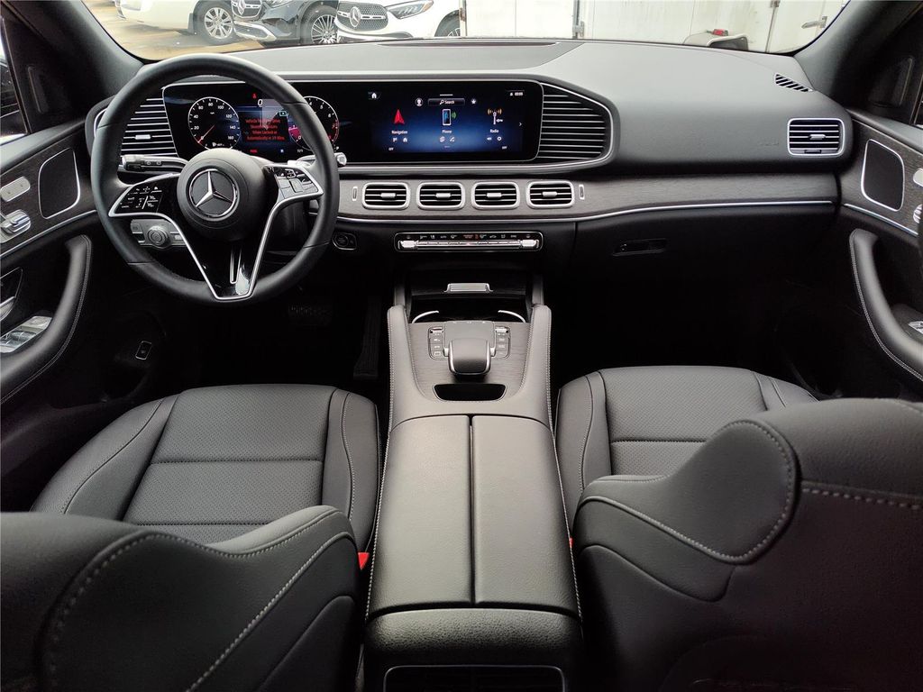 MERCEDES-BENZ GLE - 10